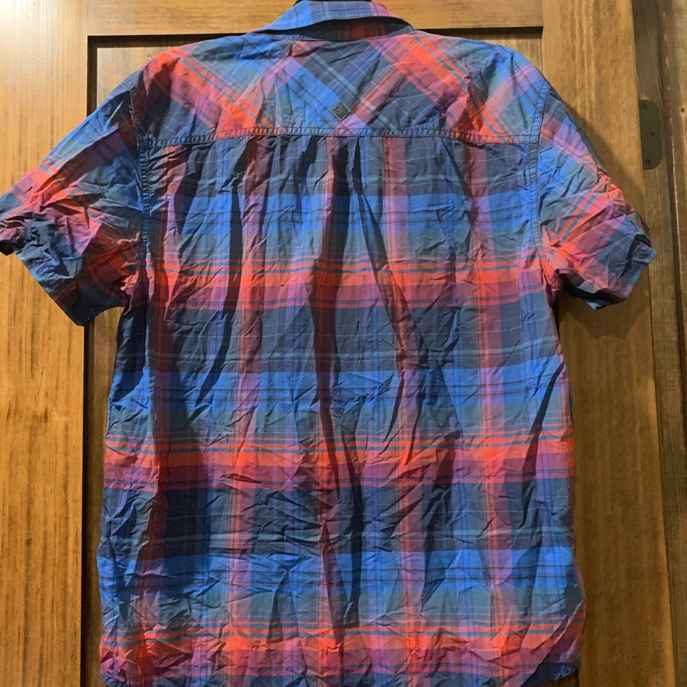 Shirt - Picture 3 of 3